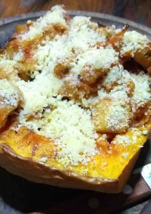 Una foto de Calabaza rellena de pollo