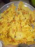 Rempeyek kacang+udang kering, awet crispy...😉😉😉