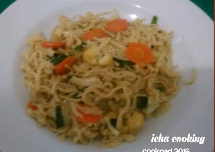 Resep Mie goreng sehat homemade no msg dan pewarna(Mie nya Recook sat rahayuwati) yang Lezat