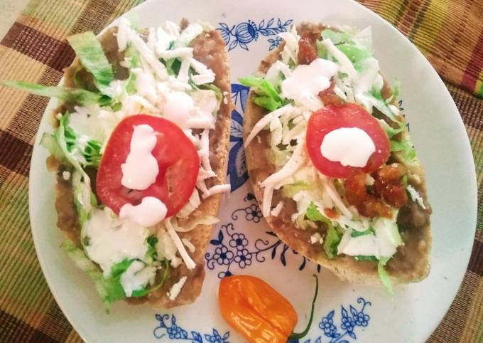 Molletes! Receta de Alma Patricia Reséndiz- Cookpad