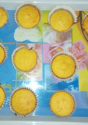 صورة لوصفة كب كيك بالمانجا والبرتقال الهش جداااا 😋🍮