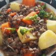 Guiso de lentejas veggie, fácil, rico