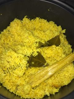 Foto resep Nasi kuning magic com