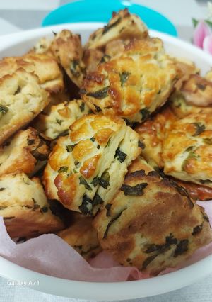 Medvehagymás pogácsa recept fotója