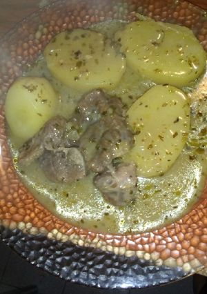 Una foto de Caracu deshuesado a la mostaza con papas