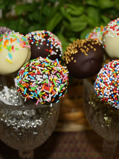 Una foto de Cake pops de OREO y de Vainilla