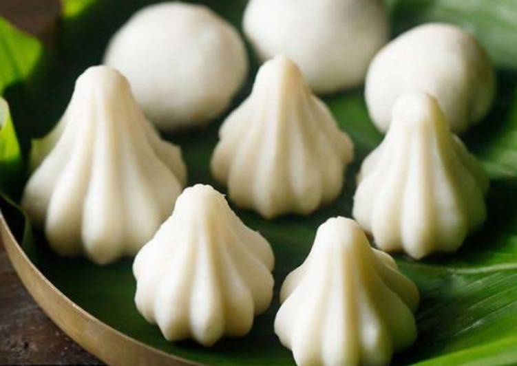 தேங்காய் வெள்ளம் பூரண கொழுக்கட்டை (Coconut jaggery kolukattai recipe in tamil))