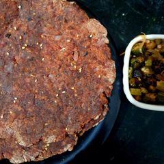 Beetroot Flavored Ragi and Oats Roti A picture of Beetroot Flavored Ragi and Oats Roti.