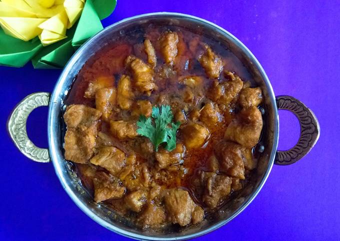 Simple Way to Make Any-night-of-the-week Odia chicken curry!