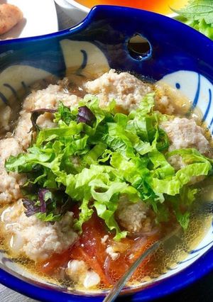 Hình của món Miến mọc thịt.