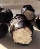 Barrita cremosa de coco bañada en chocolate - apta para candidiasis