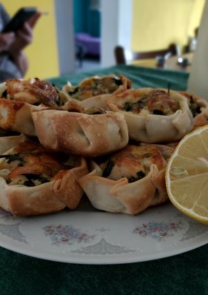 Una foto de Canastitas de espinaca y pollo 🤤
