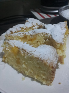 Una foto de Torta de duraznos🍑🍑