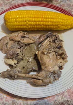Una foto de 🇪🇦 Conejo en escabeche 🇪🇦