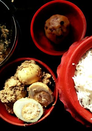সর্ষে পোস্ত ডিম ভাপা(sorshe posto dim bhapa recipe in Bengali) রেসিপির প্রধান ছবি