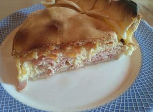 Una foto de 🧀 Tarta rápida de jamón y queso  🧀