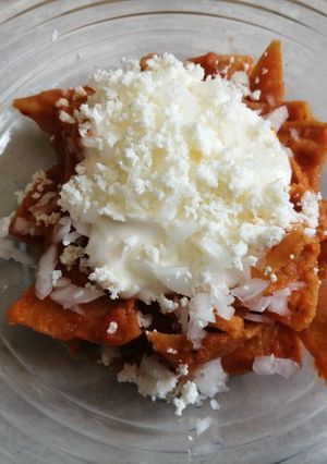 Una foto de Chilaquiles Rojos