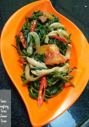Foto resep Tumis Kangkung Terasi Jamur Tiram 🍄