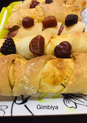 A picture of Sausage rolls.