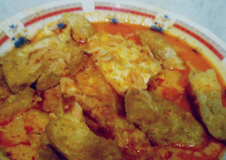 Gulai tahu telor ceplok dan udang rebon😊