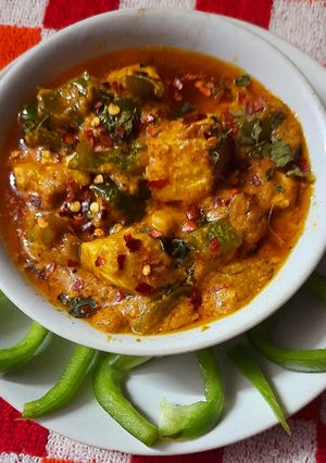 স্পাইসি ক্যাপ্সি পনির মশলা (spicy capsi paneer recipe in Bengali) রেসিপির প্রধান ছবি