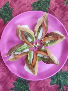 तिरंगा फ्लावर (tiranga flower recipe in Hindi) रेसिपी मुख्य फोटो