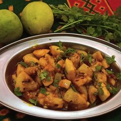 A picture of Sweet and sour Guava curry.
