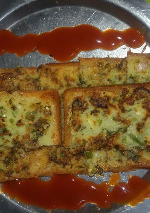 A picture of Bread pizza.