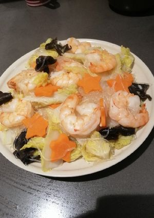 A picture of Glass Noodle w/ Assorted Veggies.