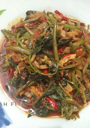 Foto resep Tumis Kangkung Tempe Saus Tiram