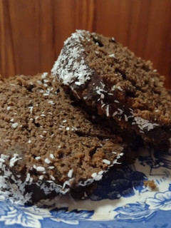 Una foto de Bizcochuelo de chocolate súper húmedo