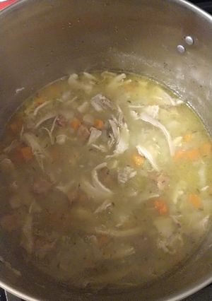 A picture of Chicken & Veggie Soup.
