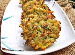Foto di Frittelle di zucchine e patate