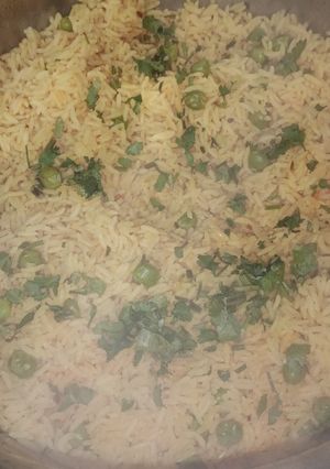 मटर पुलाव(matar pulao recipe in hindi) रेसिपी मुख्य फोटो