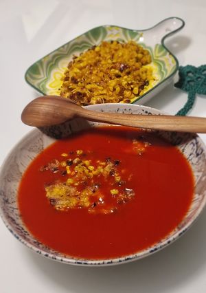 Zelleres paradicsomleves, sajtos, kukoricatallérokkal (vegán) recept fotója