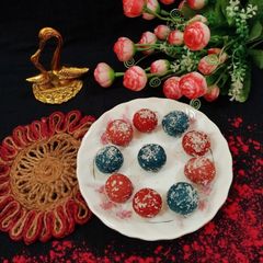 A picture of OATS Ladoo.