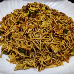 Egg chowmein (street style) A picture of Egg chowmein (street style).