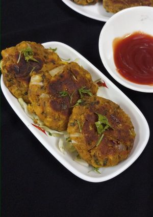 A picture of Mixed sprouts kabab.