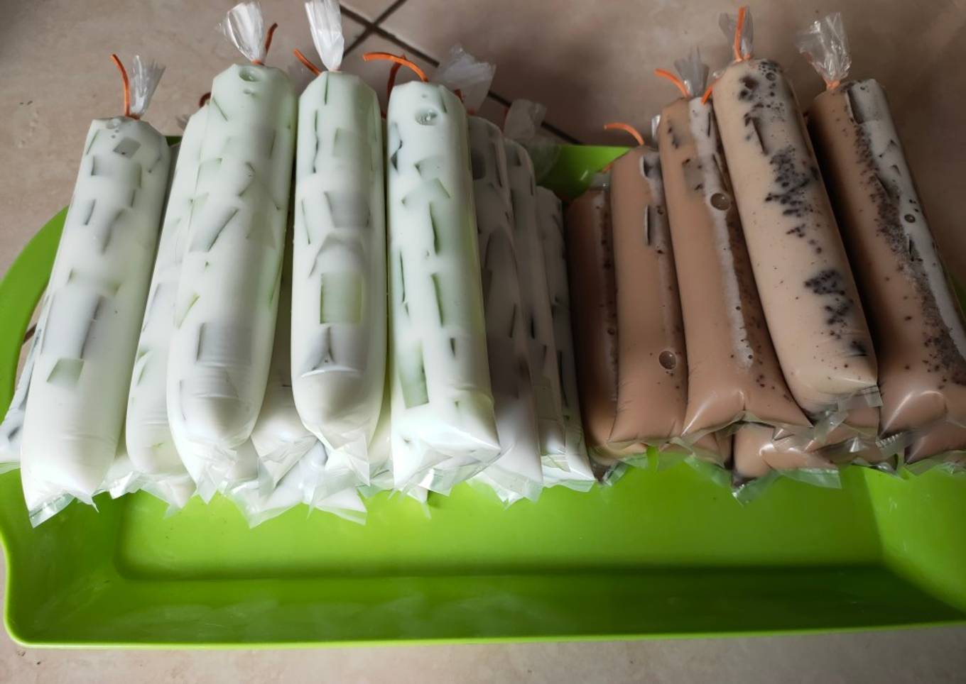 Es jelly melon dan capucino cincau
