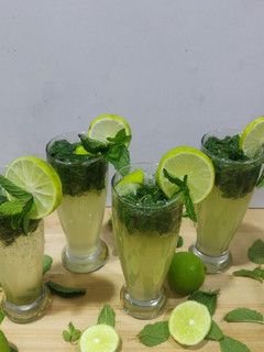 A picture of Virgin Mojito (Mocktail).