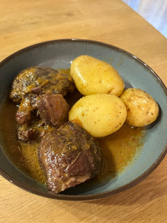 Una foto de Carrilleras de cerdo al Pedro Ximénez en olla exprés