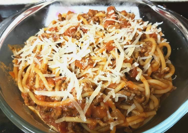 Recipe of Award-winning My Spaghetti Beef Bolognaise 💚