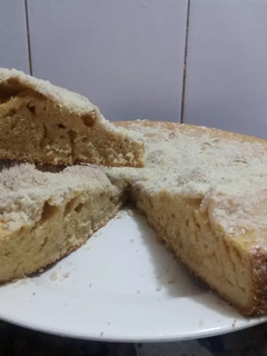 Una foto de Bizcocho crocante de dulce de leche
