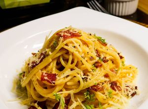 Una foto de Pasta carbonara 🍝