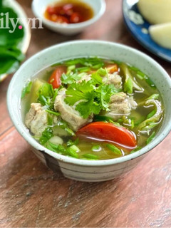 Hình của món Canh Cải Chua Nấu Sườn Non.