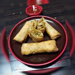 A picture of Noodles Spring rolls (with homemade sheets).