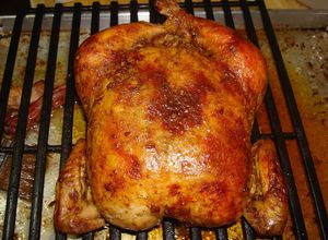 Una foto de Pollito asado a la mantequilla con ajo y romero