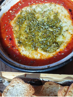 Una foto de Provolone con tosdaditas (cena rápida) ideal para principiantes