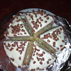 A picture of Vanilla chocolate coco pops cake.