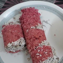 A picture of Beetroot puttu.